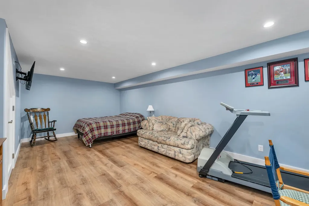 1 Blueberry Hill Lane Gilford NH 03249