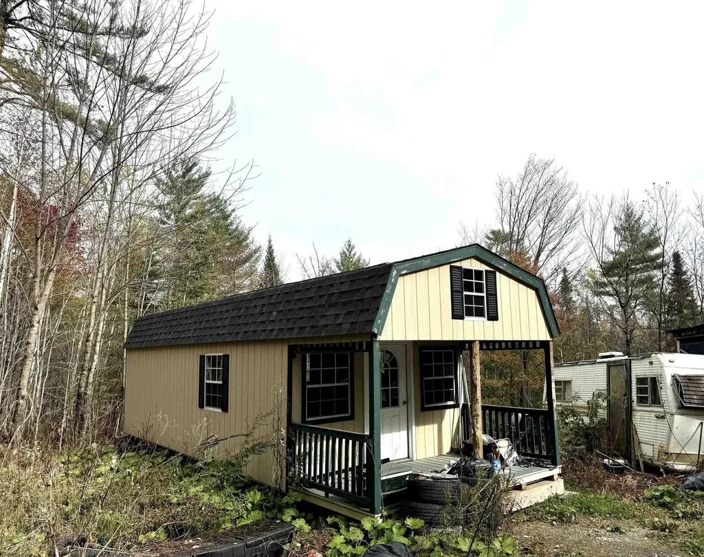 125 Dance Hall Road Lunenburg, VT