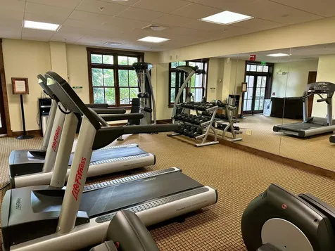 102 Forest 134/iv Drive Warren VT 05674