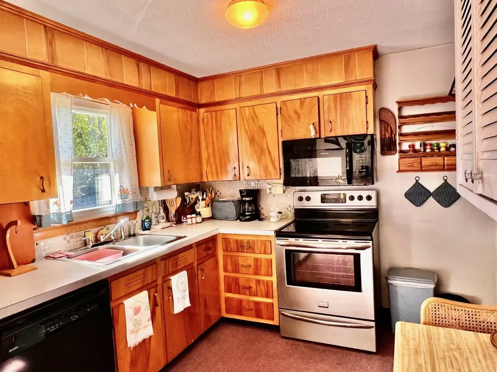 22 Arch Street Keene NH 03431