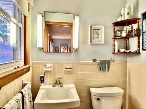 22 Arch Street Keene NH 03431