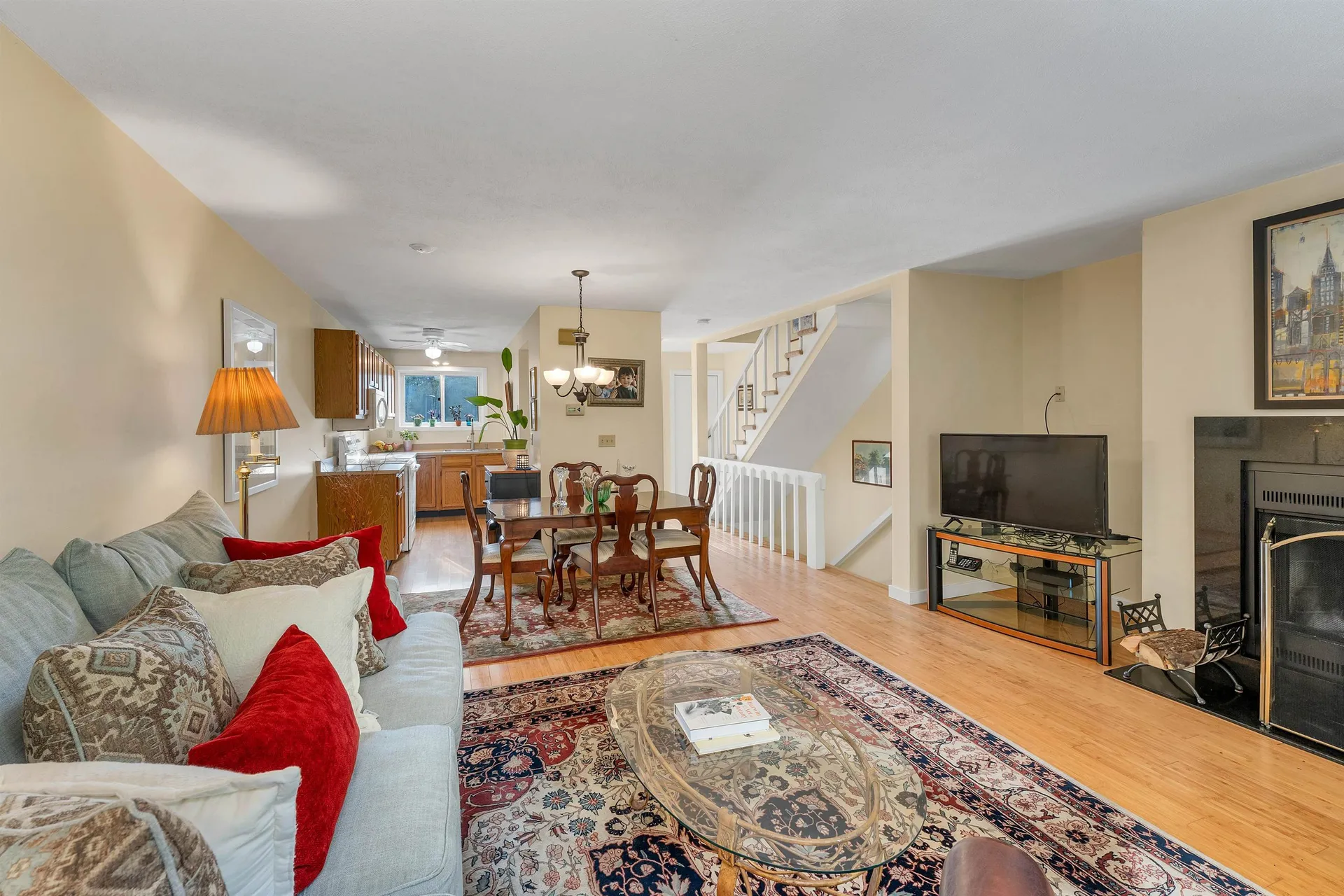 2 Thornhill Road Stratham NH 03885