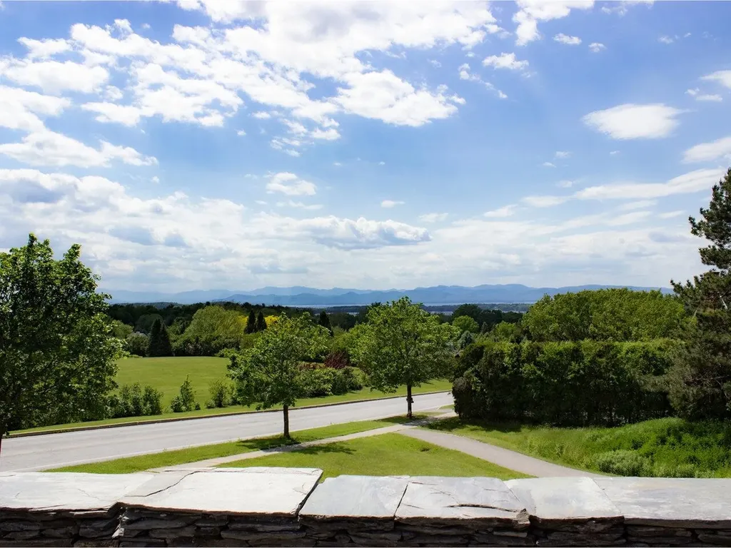 31 Floral Street South Burlington VT 05403