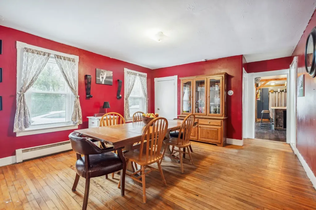 2446 Us Route 5 North Windsor VT 05089