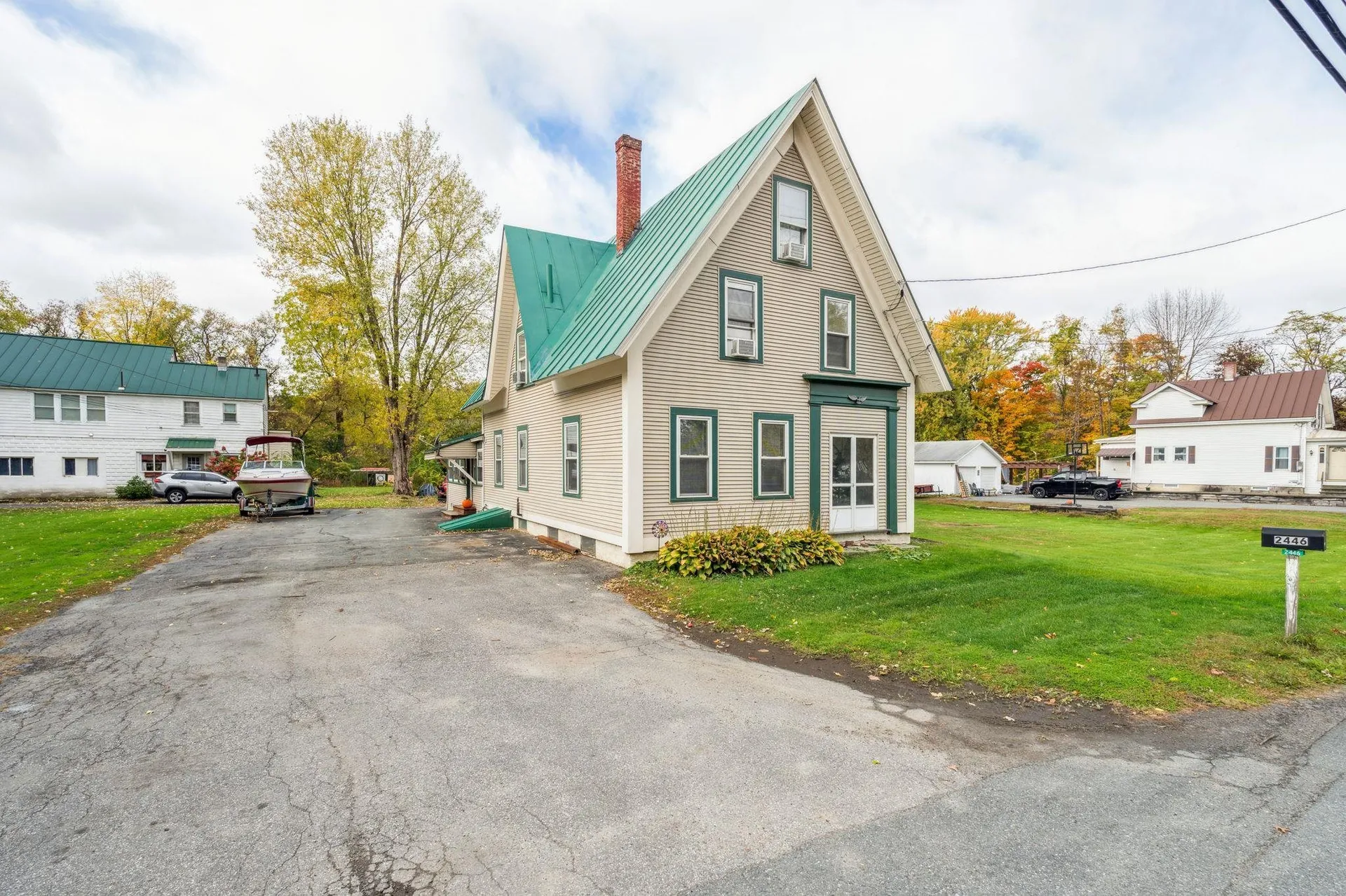 2446 Us Route 5 North Windsor VT 05089