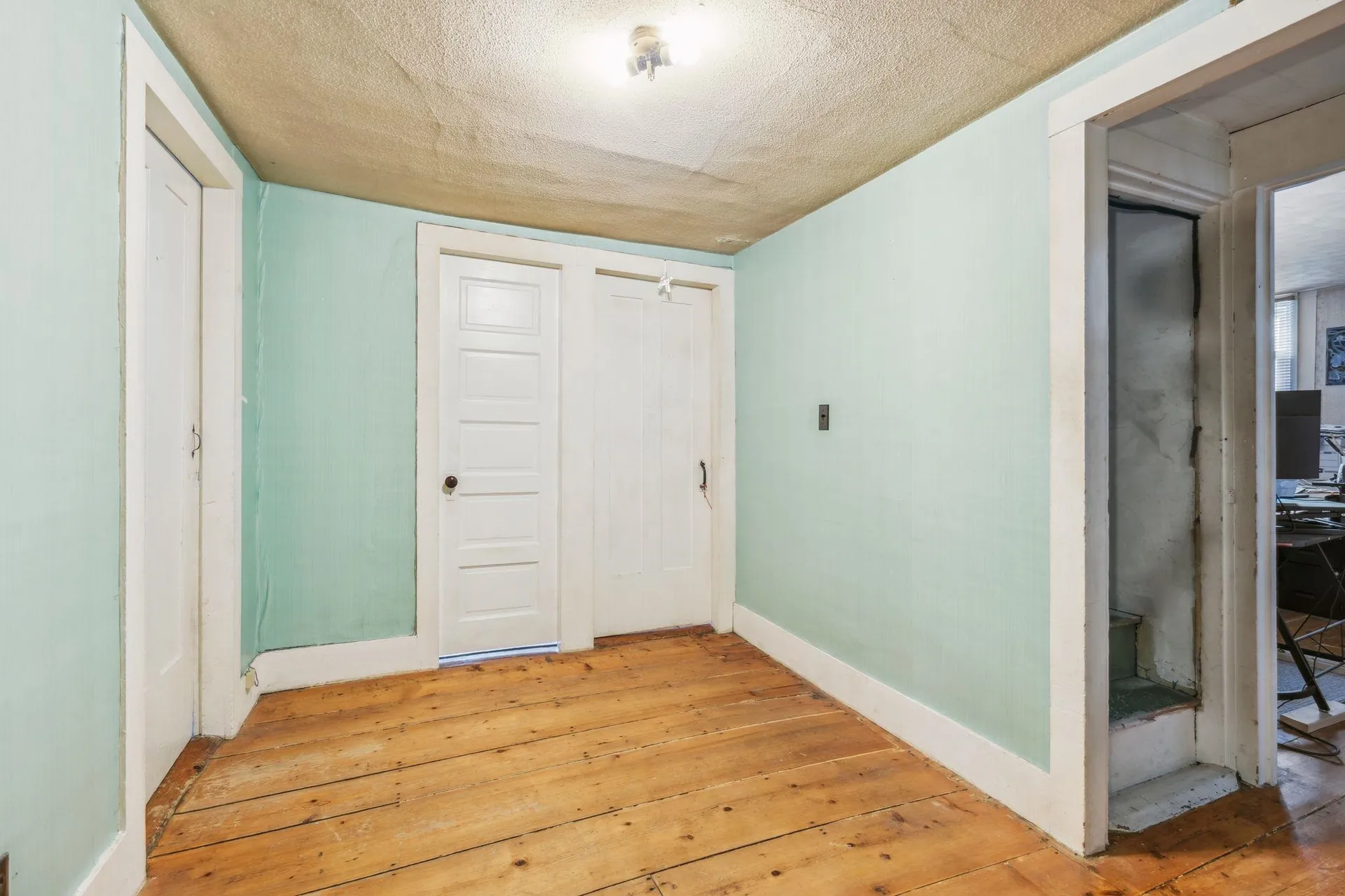 2446 Us Route 5 North Windsor VT 05089