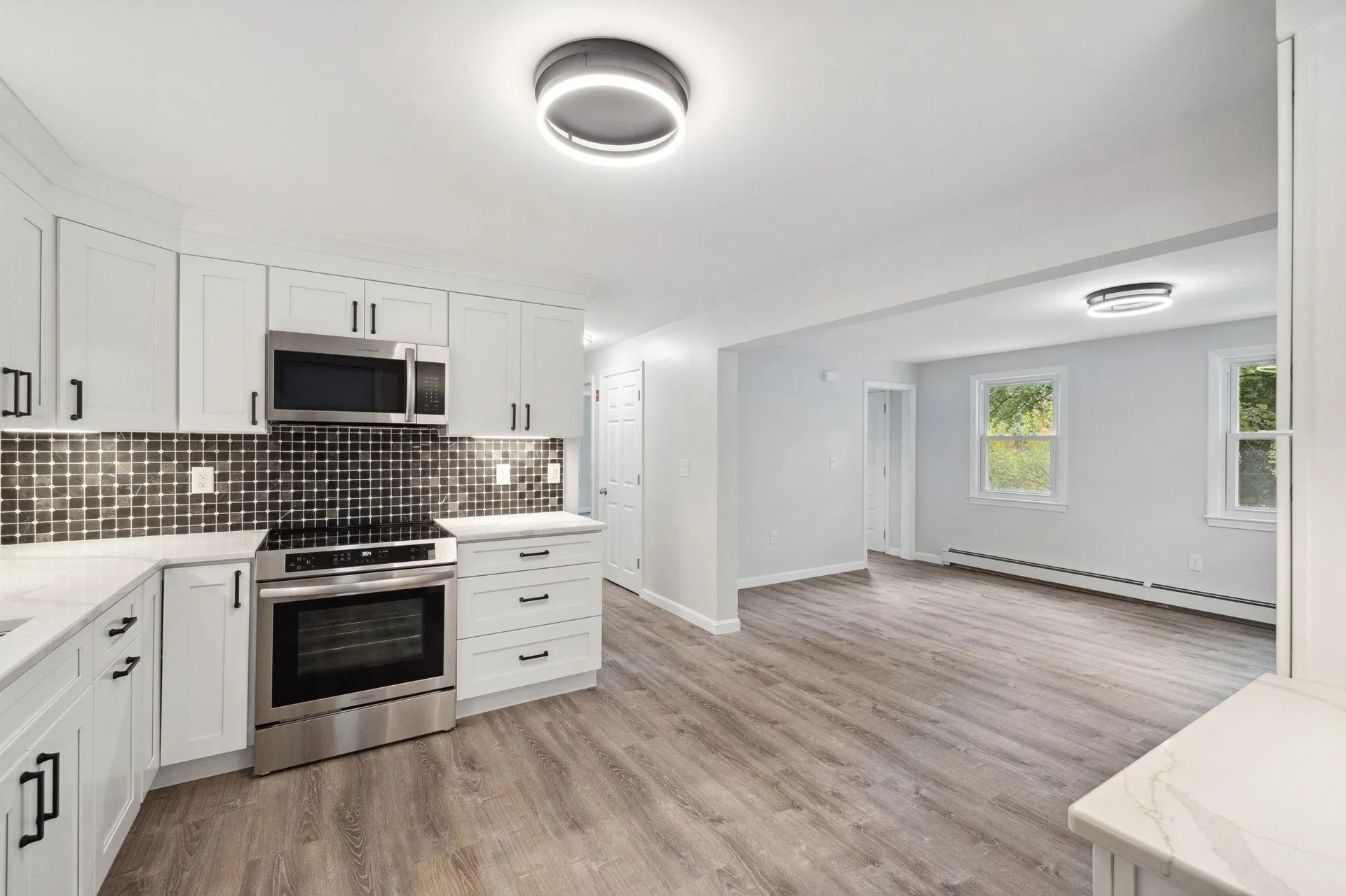 9 Berry Hill Road Hooksett NH 03106