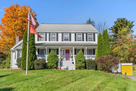 8 Orchard Drive Derry NH 03038