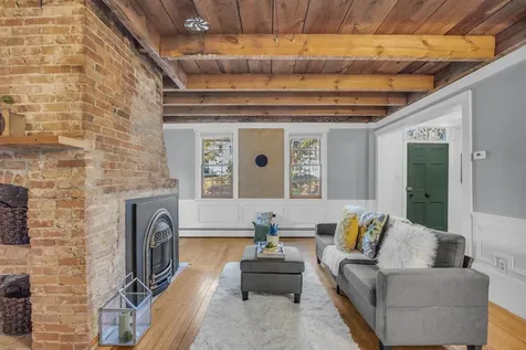 23 Exeter Road Newmarket NH 03857