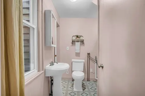 23 Exeter Road Newmarket NH 03857