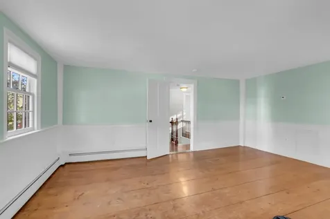 23 Exeter Road Newmarket NH 03857