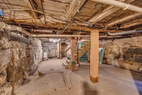 23 Exeter Road Newmarket NH 03857