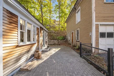 23 Exeter Road Newmarket NH 03857