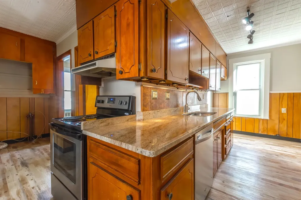 646 Summer Street Manchester NH 03103