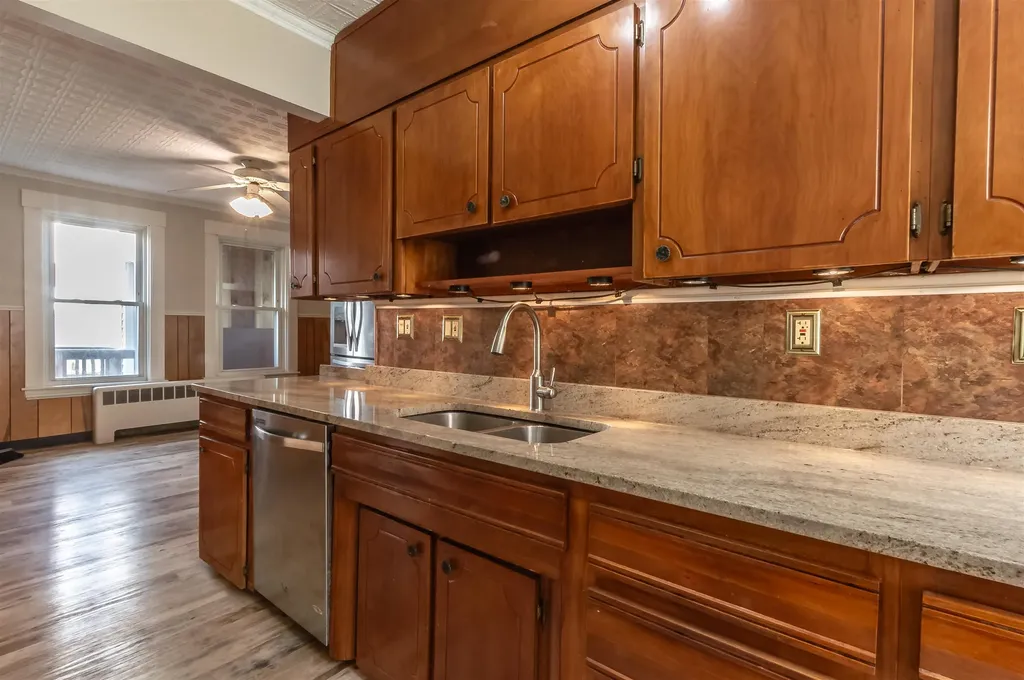 646 Summer Street Manchester NH 03103