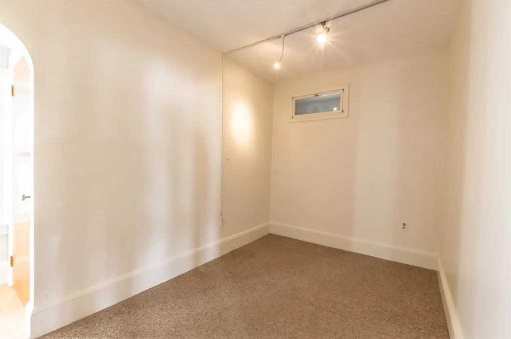 646 Summer Street Manchester NH 03103