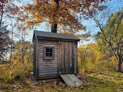 165 Johnsons Curve Road Dummerston VT 05346