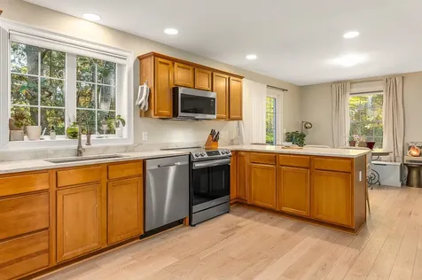 26 Skyview Drive Greenland NH 03840