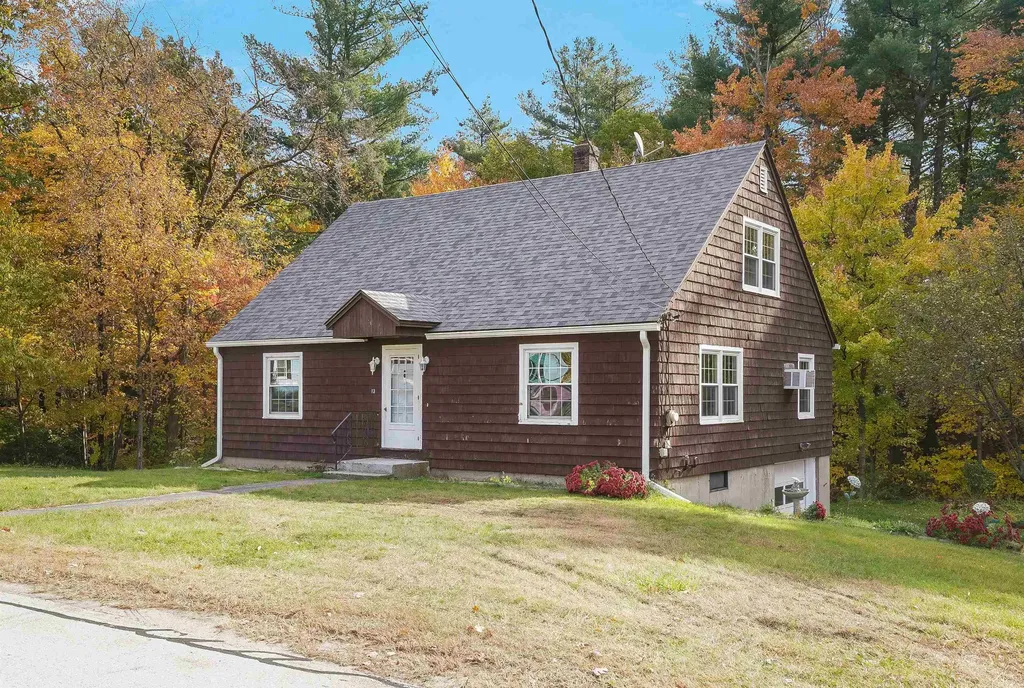 13 Ferry Road Nashua NH 03064