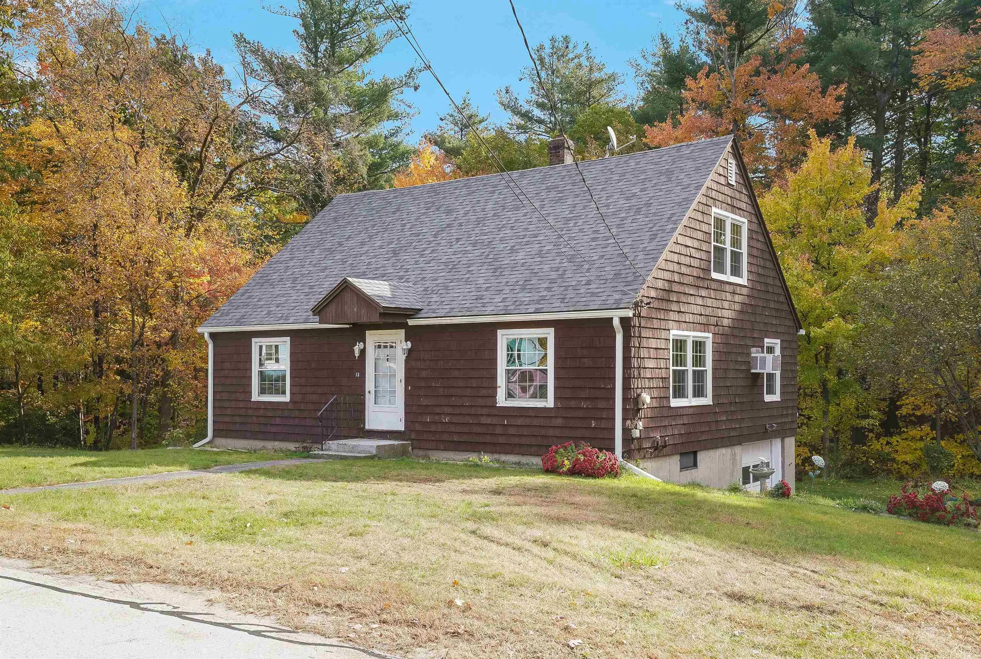 13 Ferry Road Nashua NH 03064