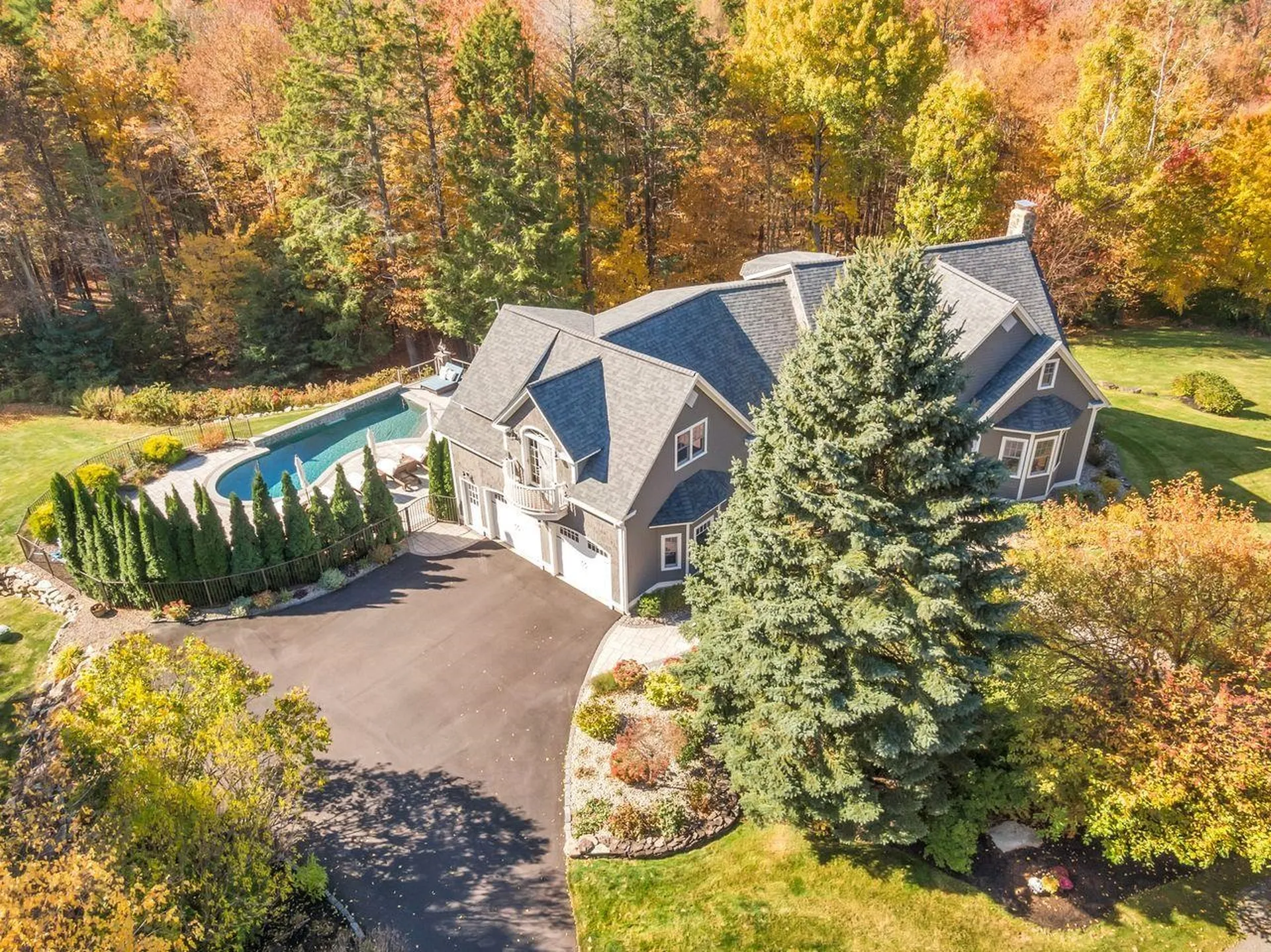 11 Boutilier Lane North Hampton NH 03862