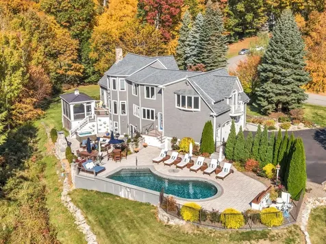 11 Boutilier Lane North Hampton NH 03862