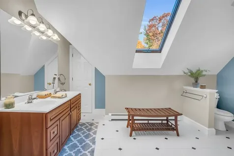 11 Boutilier Lane North Hampton NH 03862