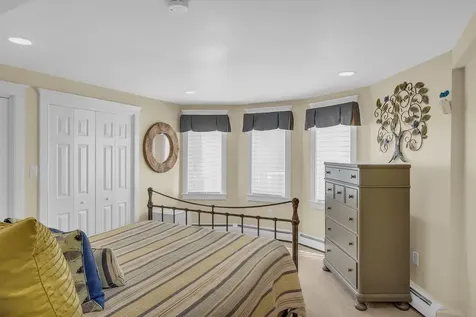 11 Boutilier Lane North Hampton NH 03862