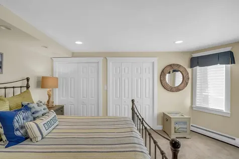11 Boutilier Lane North Hampton NH 03862
