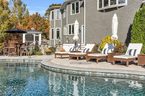 11 Boutilier Lane North Hampton NH 03862