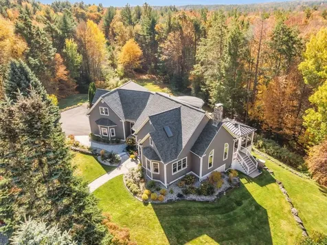 11 Boutilier Lane North Hampton NH 03862