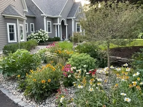 11 Boutilier Lane North Hampton NH 03862