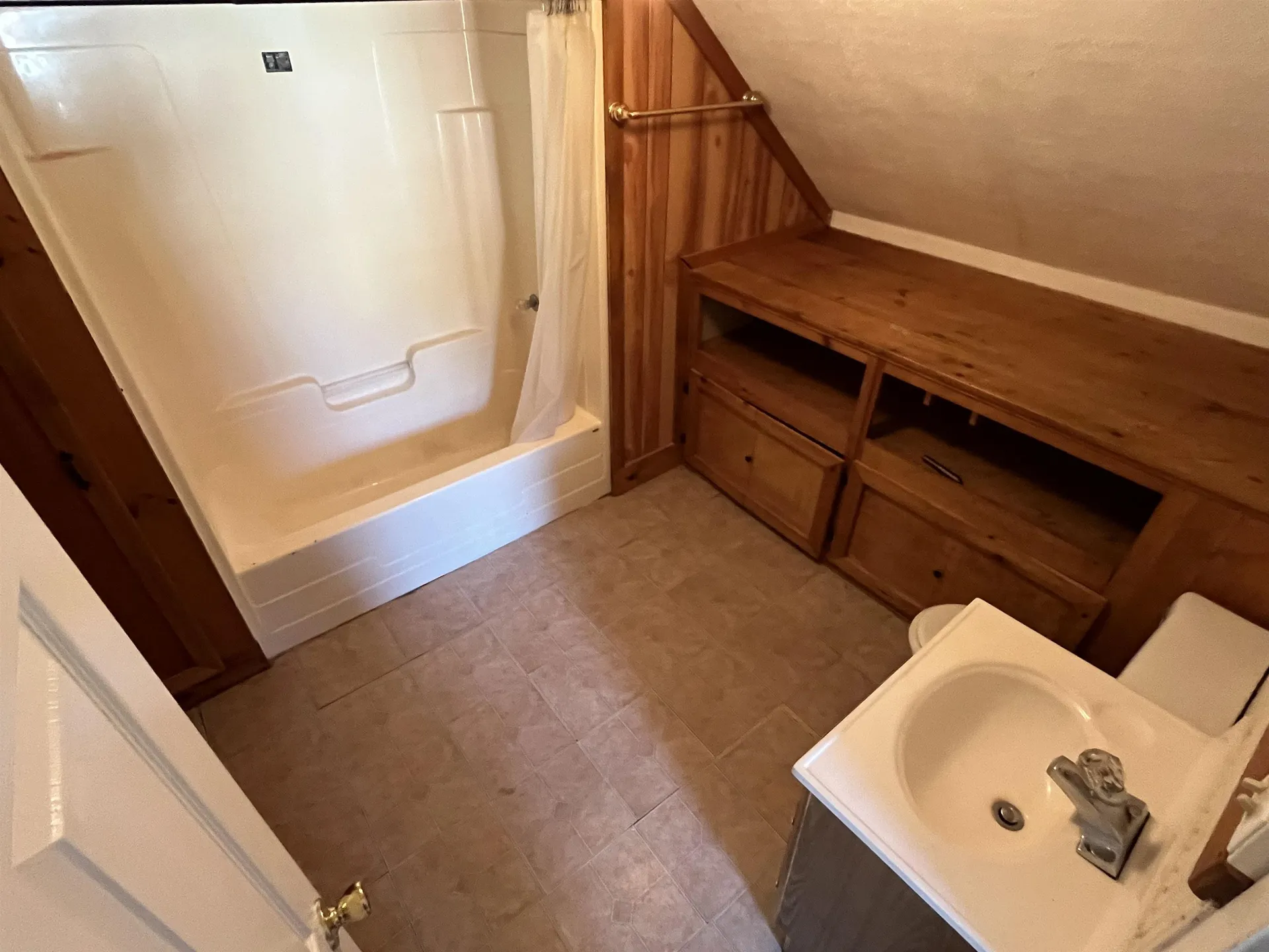 44 W Main Street Hillsborough NH 03244