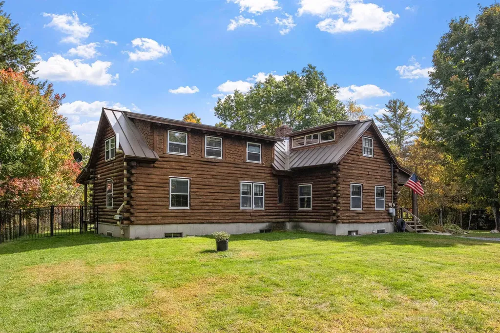 123 E Green Mountain Road Claremont NH 03743