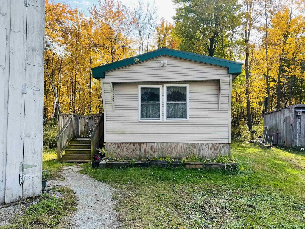 1710 Greenwoods Road Alburgh VT 05440