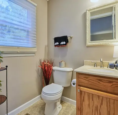 34c Stonehouse Lane Keene NH 03431