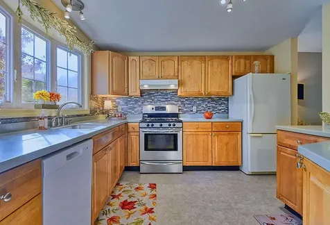 34c Stonehouse Lane Keene NH 03431