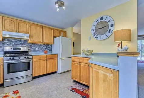 34c Stonehouse Lane Keene NH 03431