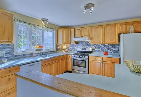 34c Stonehouse Lane Keene NH 03431