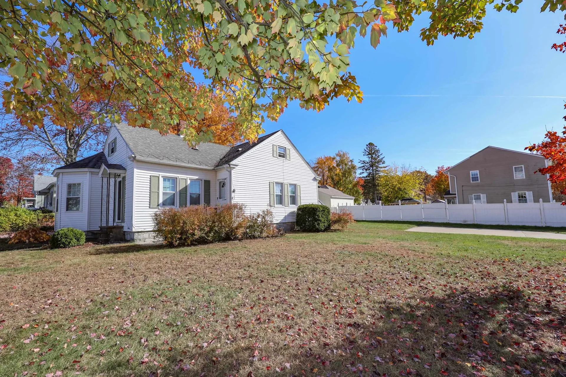 349 Holly Avenue Manchester NH 03103