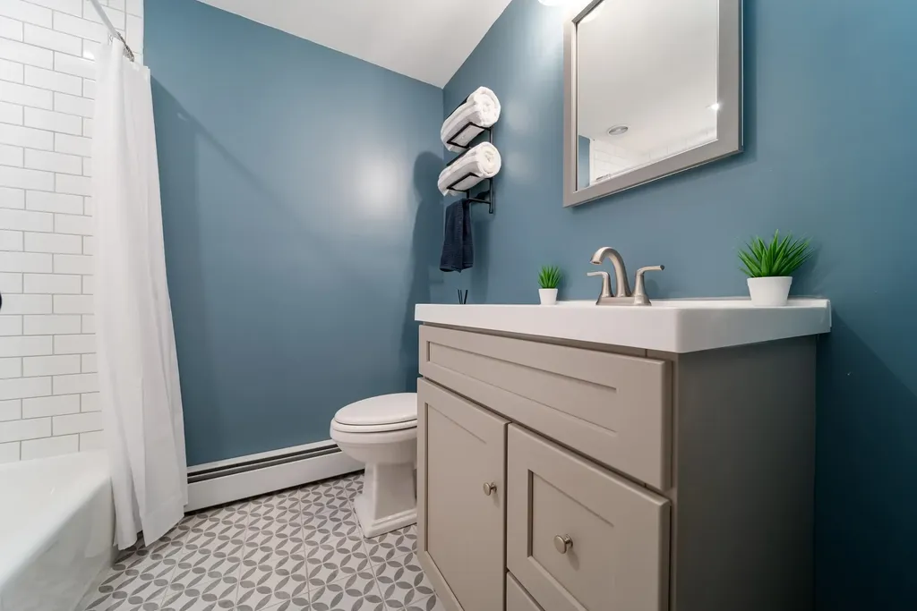 51 Lebel Avenue Manchester NH 03103