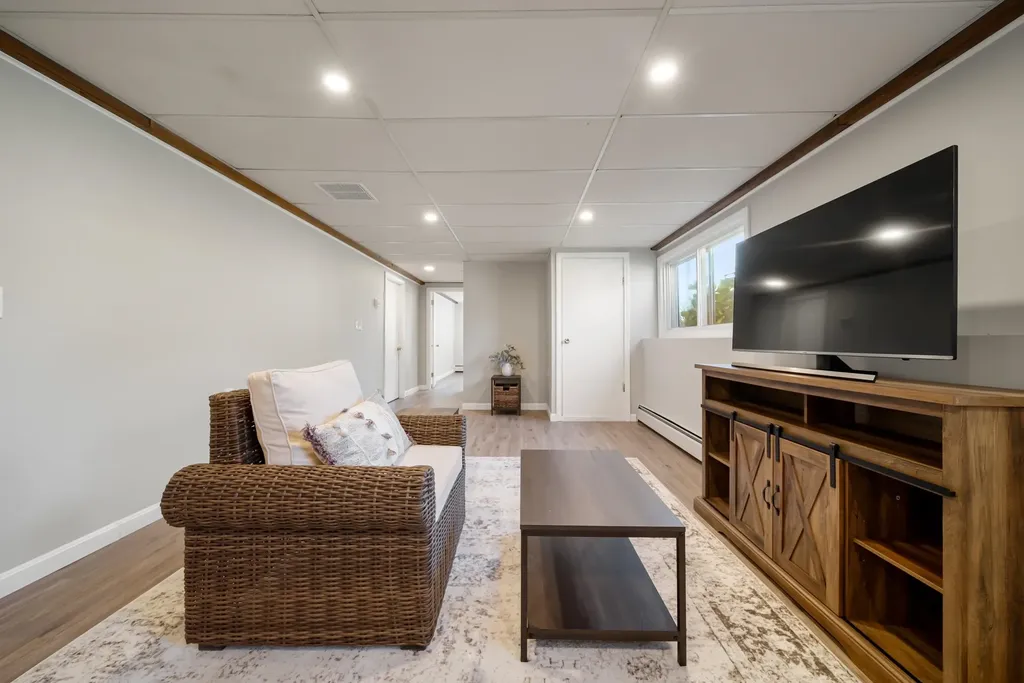 51 Lebel Avenue Manchester NH 03103