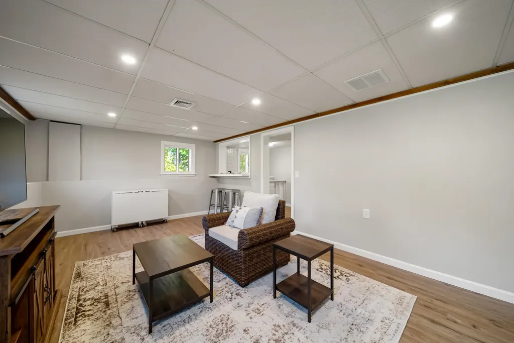 51 Lebel Avenue Manchester NH 03103