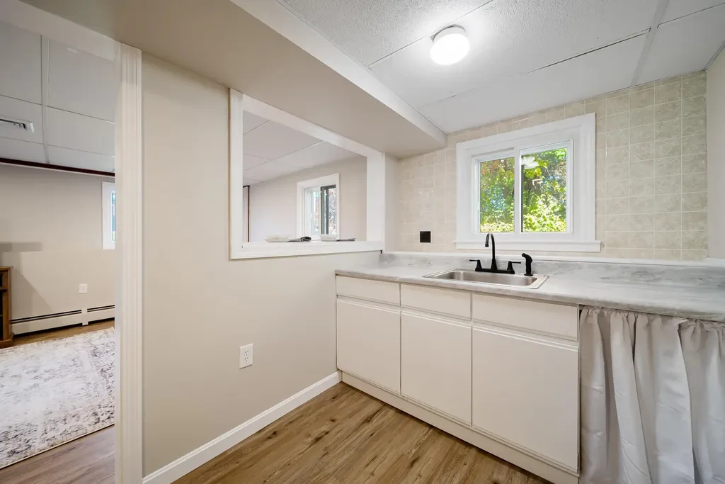 51 Lebel Avenue Manchester NH 03103