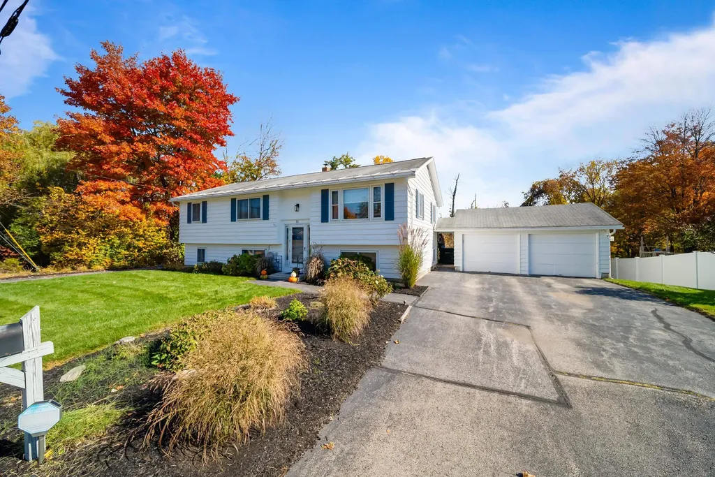 51 Lebel Avenue Manchester NH 03103