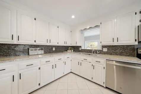 51 Lebel Avenue Manchester NH 03103