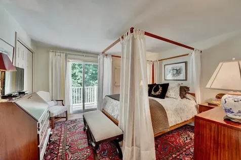 1 Salt Meadows Hampton NH 03842