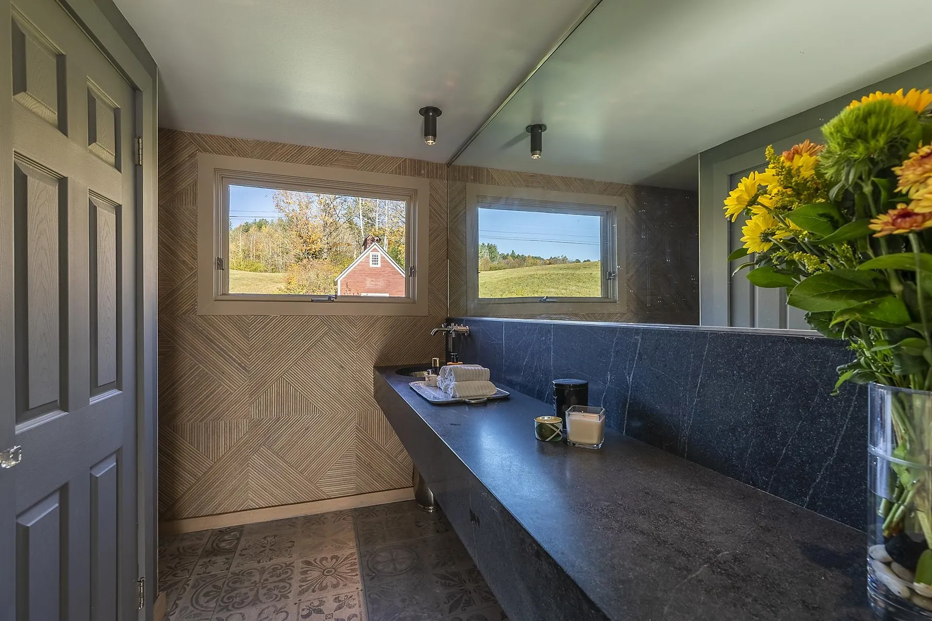 5274 West Woodstock Road Woodstock VT 05091