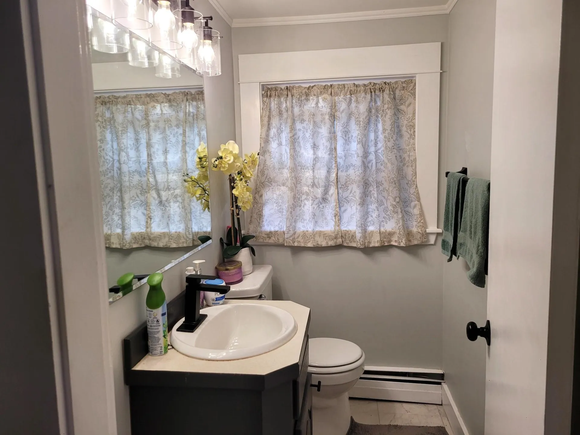 86 Myrtle Street Claremont NH 03743