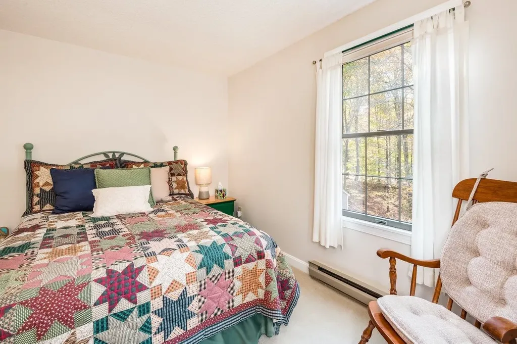 13 Moharimet Drive Madbury NH 03823